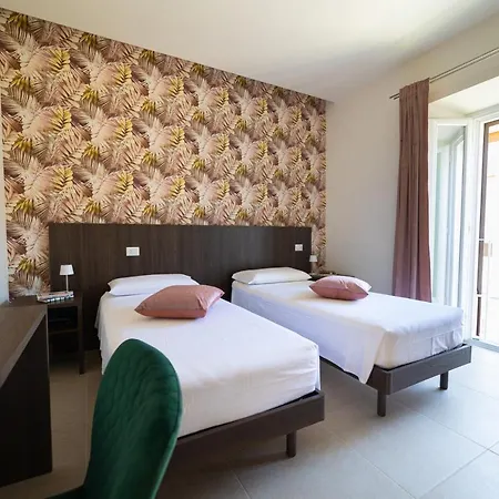 Numisia 3* Terracina